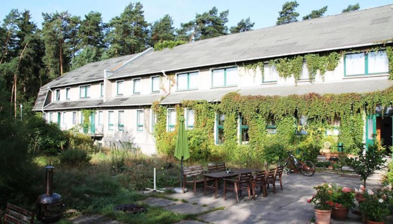 Pension Zur Fledermaus วาเริน ภายนอก รูปภาพ